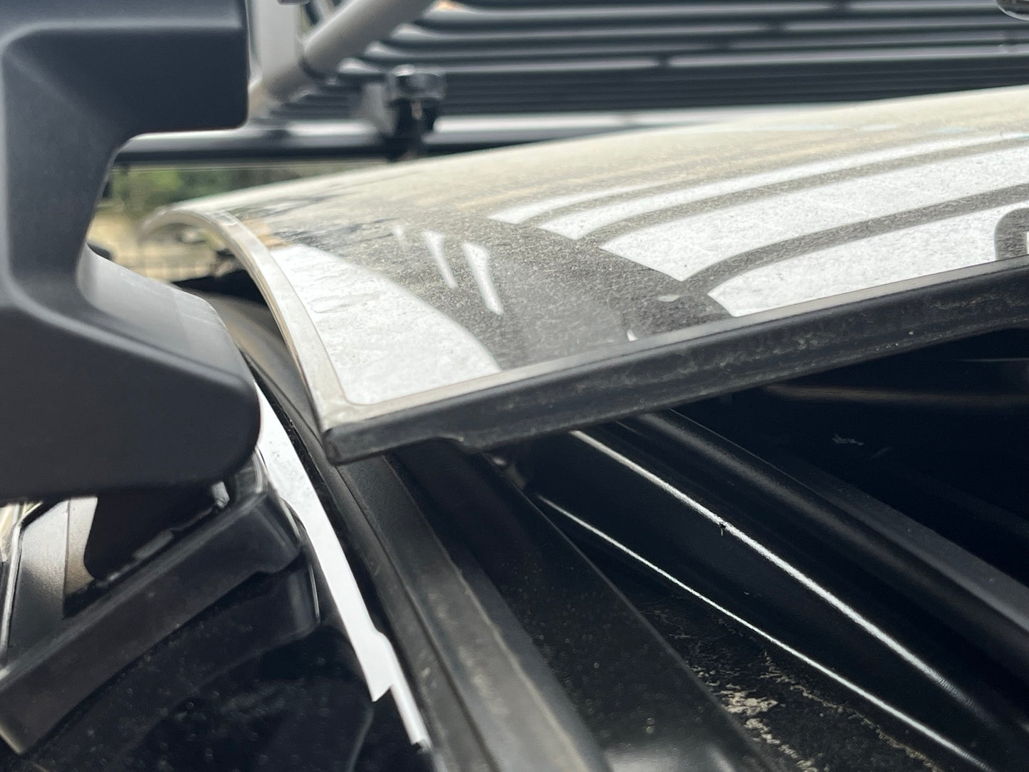 Fisker Ocean Roof Rack Kit (SolarSky Roof Compatible)